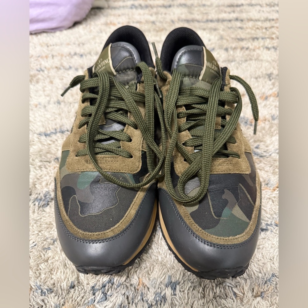 VALENTINO CAMOUFLAGE ROCKRUNNER SNEAKER
